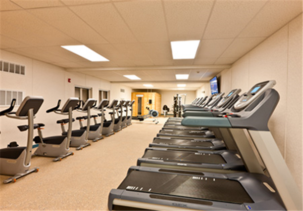 Lot Of Modular Trailer Mounted Buildings - Man Camp - Recreation Facility)